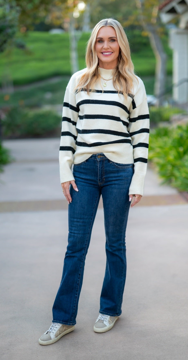 STRIPED HIGH NECK SWEATER - CREAM/BLACK