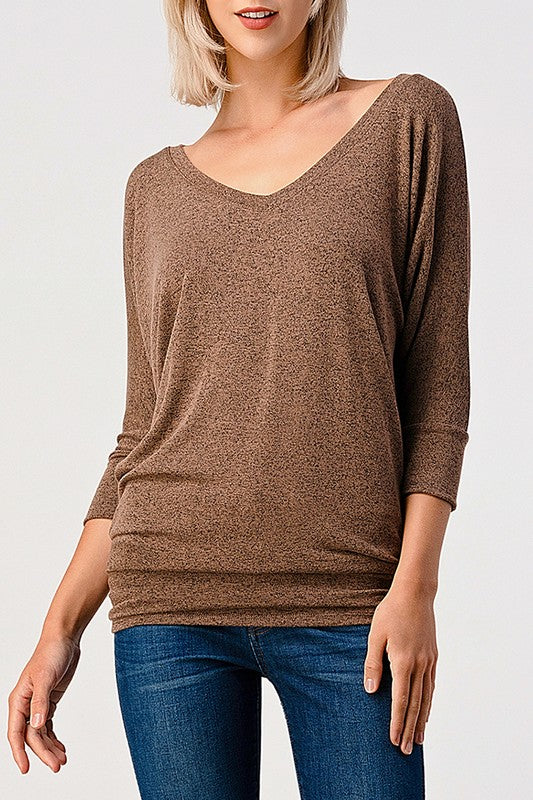 DOLMAN SLEEVE V-NECK TOP - MOCHA