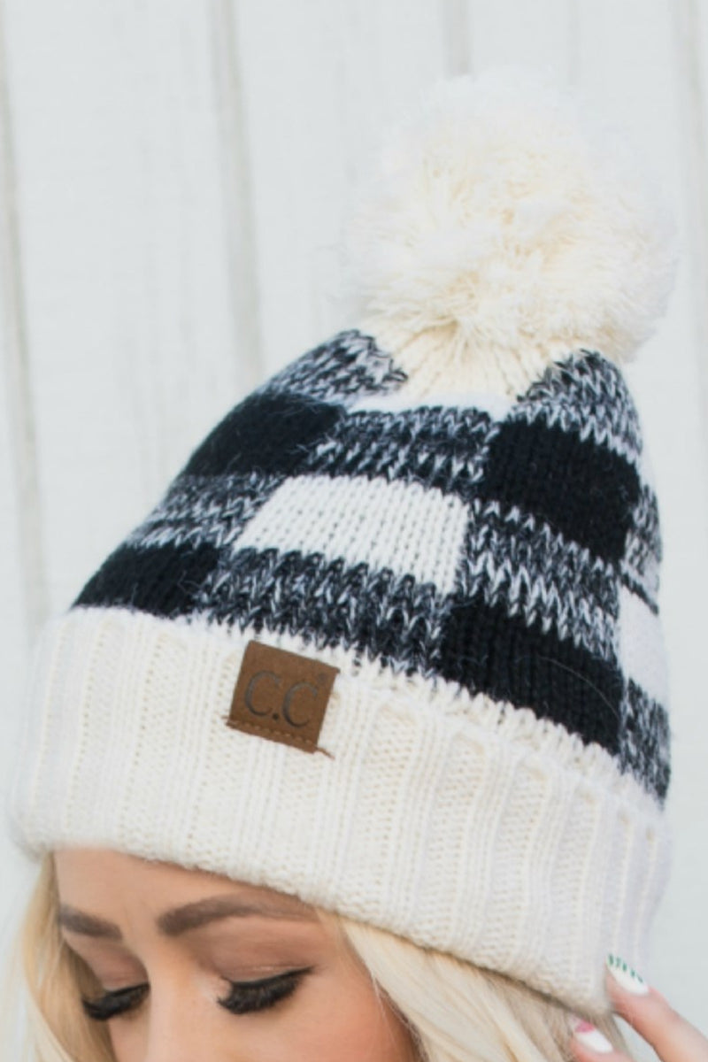 BUFFALO PLAID BEANIE - BLACK/IVORY