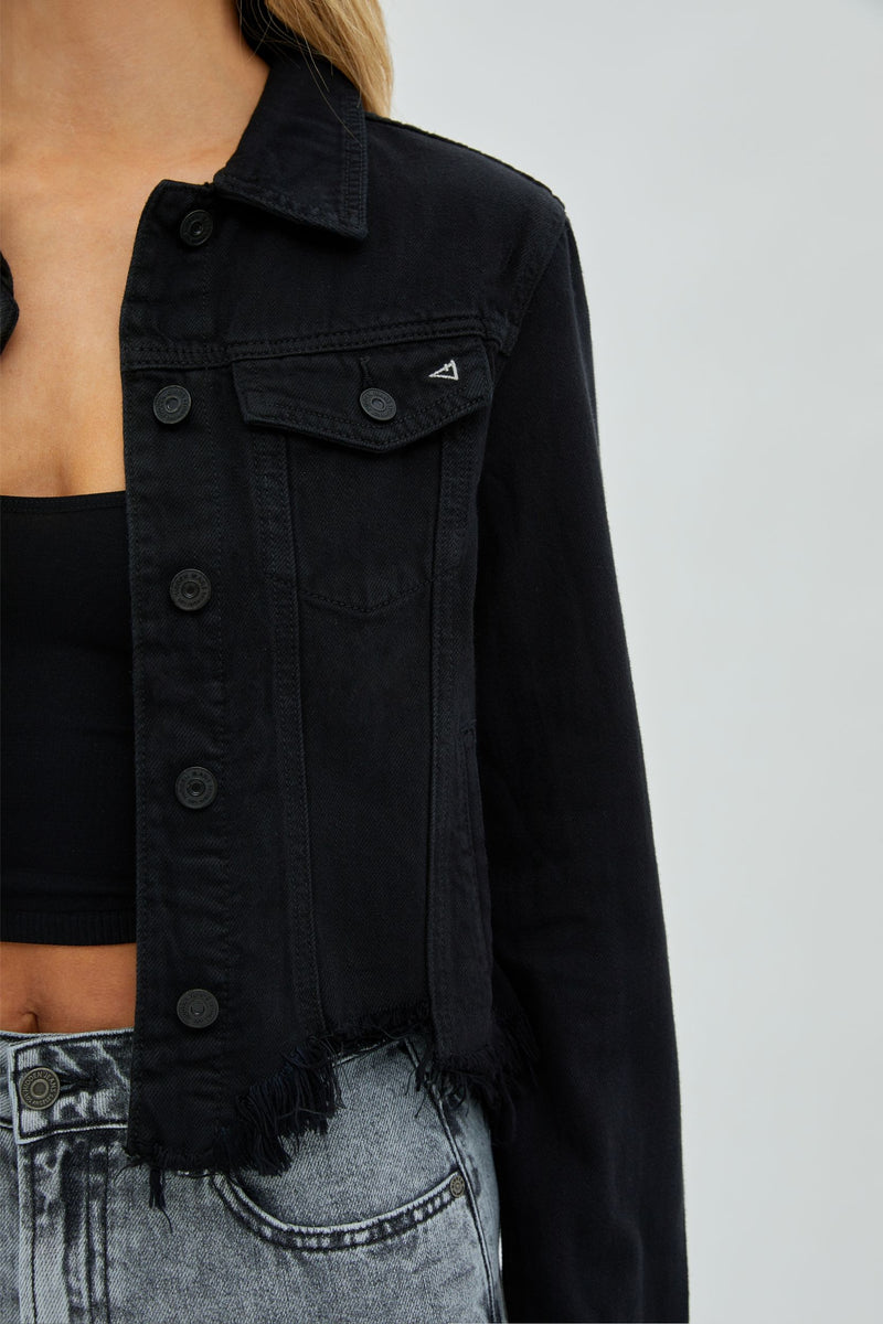 CROPPED FITTED FRAY HEM JACKET - BLACK