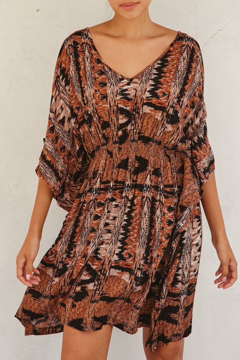 PRINTED CINCH KAFTAN DRESS - BLACK/TAN