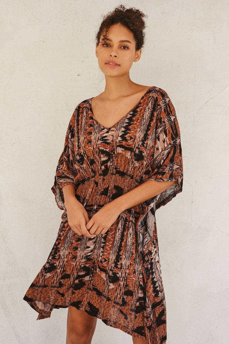 PRINTED CINCH KAFTAN DRESS - BLACK/TAN