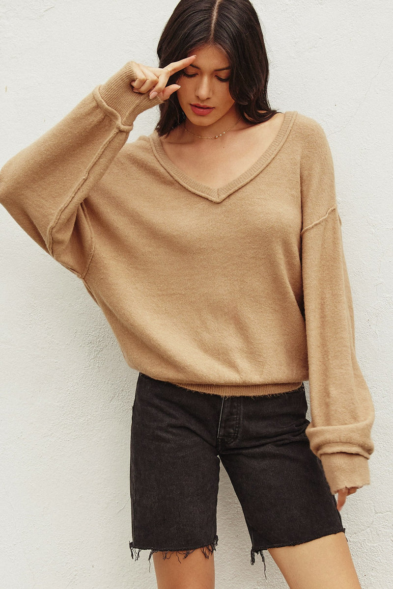 SLOUCHY PULLOVER SWEATER - CAMEL