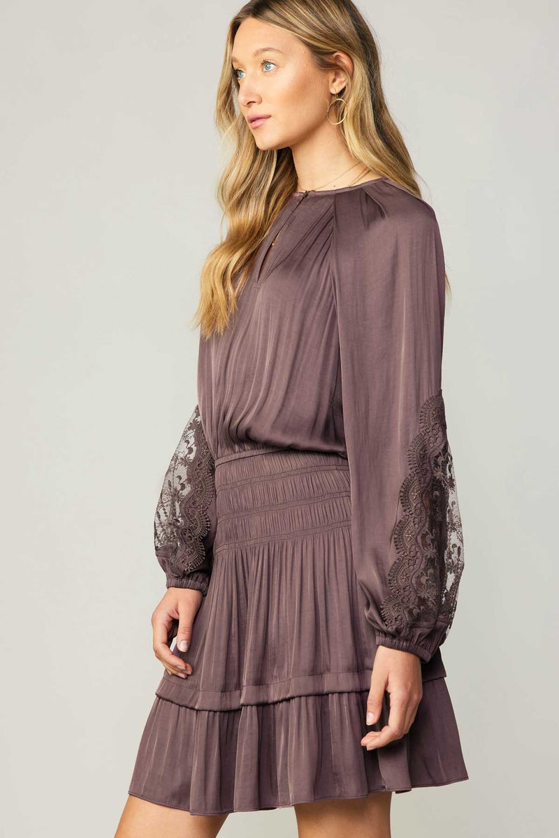 LACE SLEEVE MINI DRESS - ROSE TAUPE