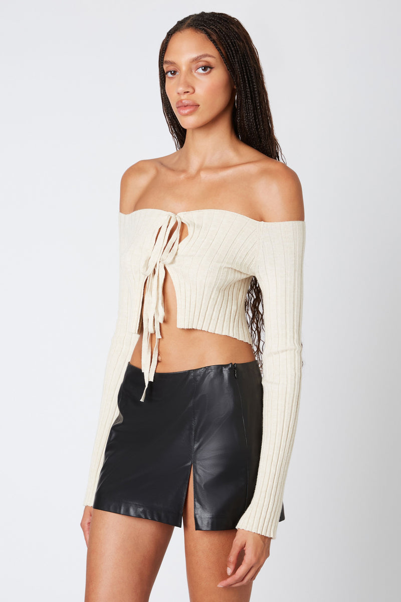 FAUX LEATHER MINI SKIRT - BLACK