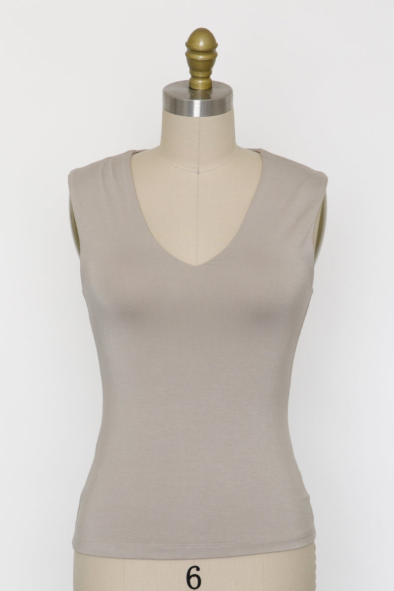DOUBLE LAYER V-NECK TANK TOP - FOG