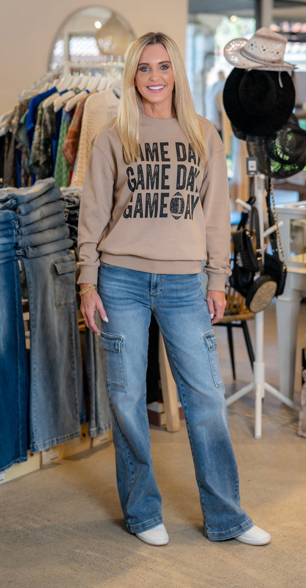 GAME DAY FOOTBALL GRAPHIC SWEATSHIRT - TAN