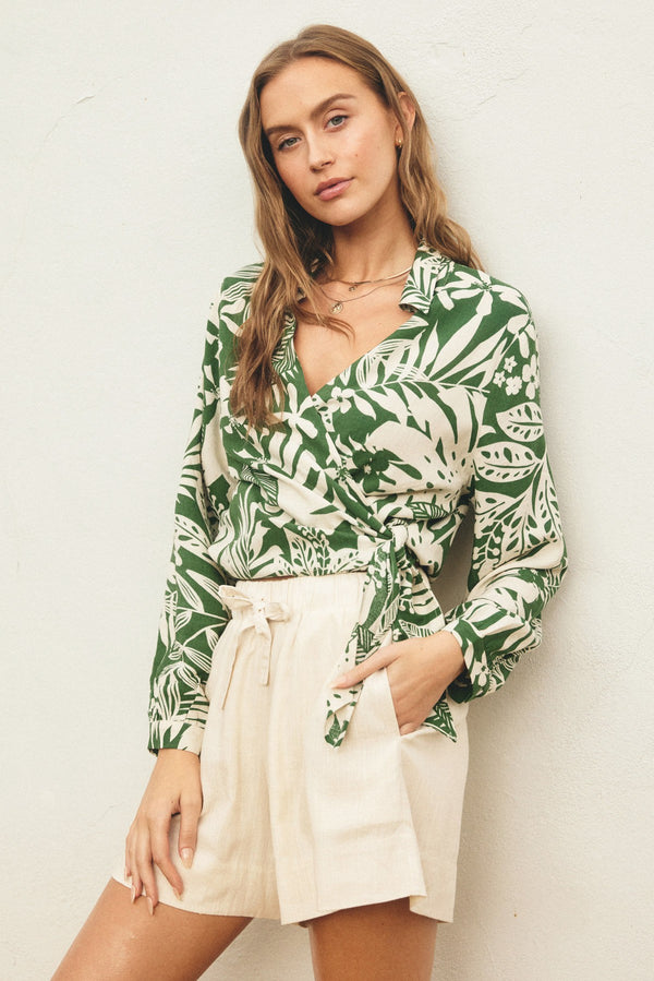 TROPICAL PRINT WRAP SHIRT - PALM GREEN