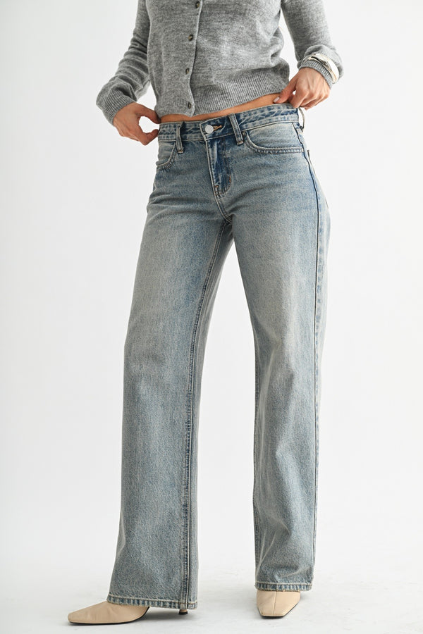 TINT RELAXED STRAIGHT LEG JEANS - VINTAGE LIGHT