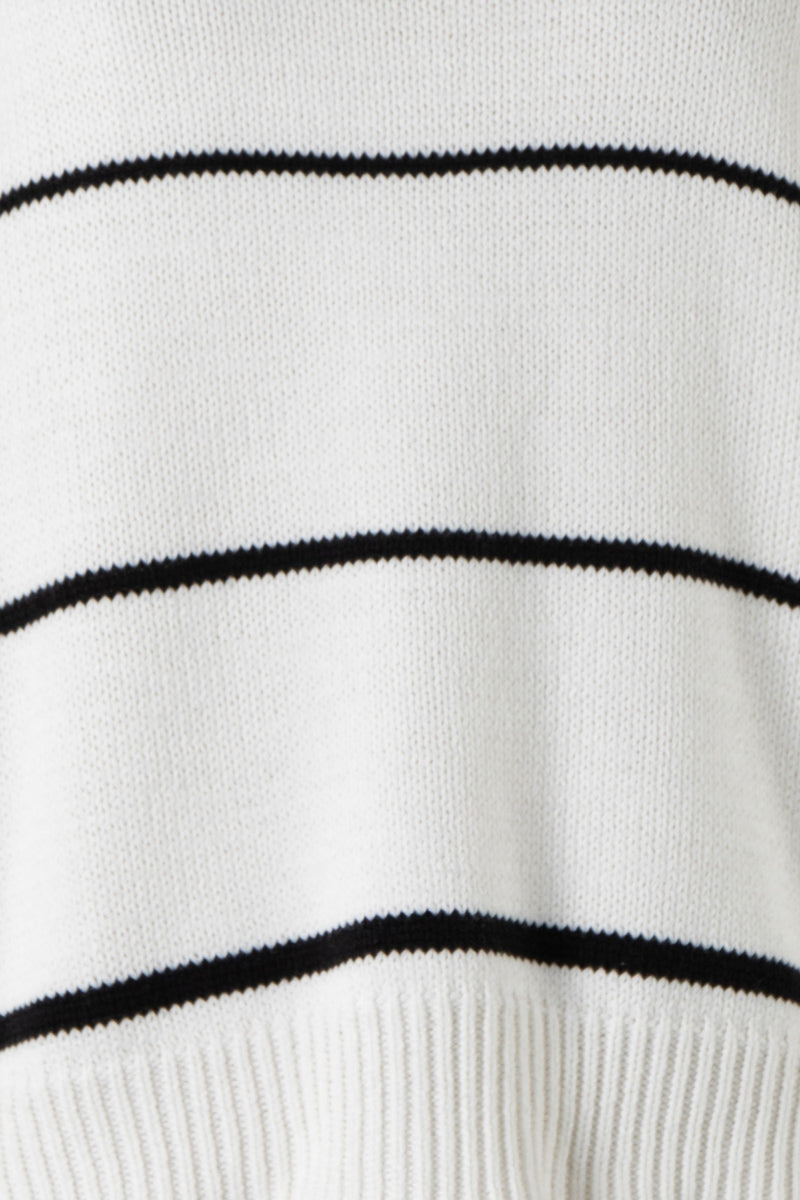 STRIPED CROPPED SWEATER - WHITE/BLACK