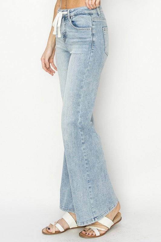 HIGH RISE FRONT DRAWSTRING JEANS - LIGHT