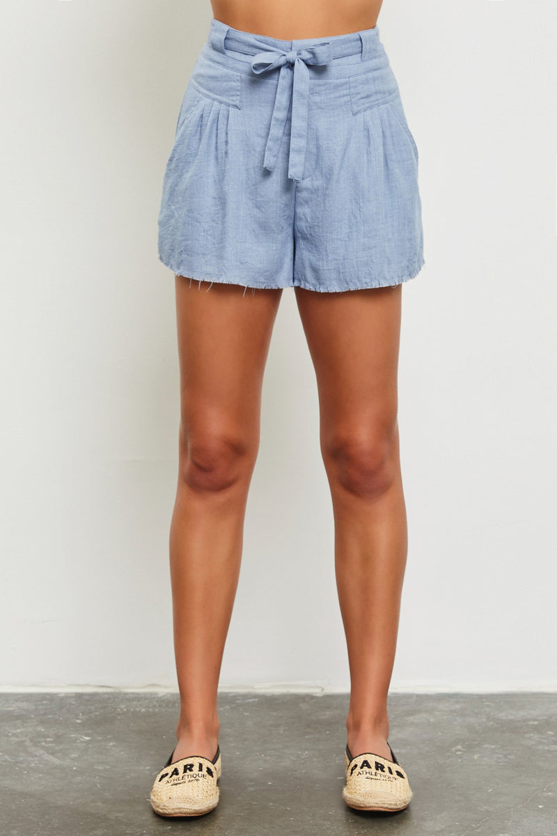 FRAYED EDGE BELTED SHORT - DENIM