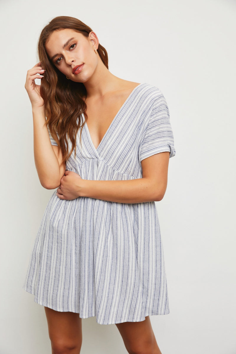 TIERED V-NECK MINI DRESS - CHAMBRAY DENIM