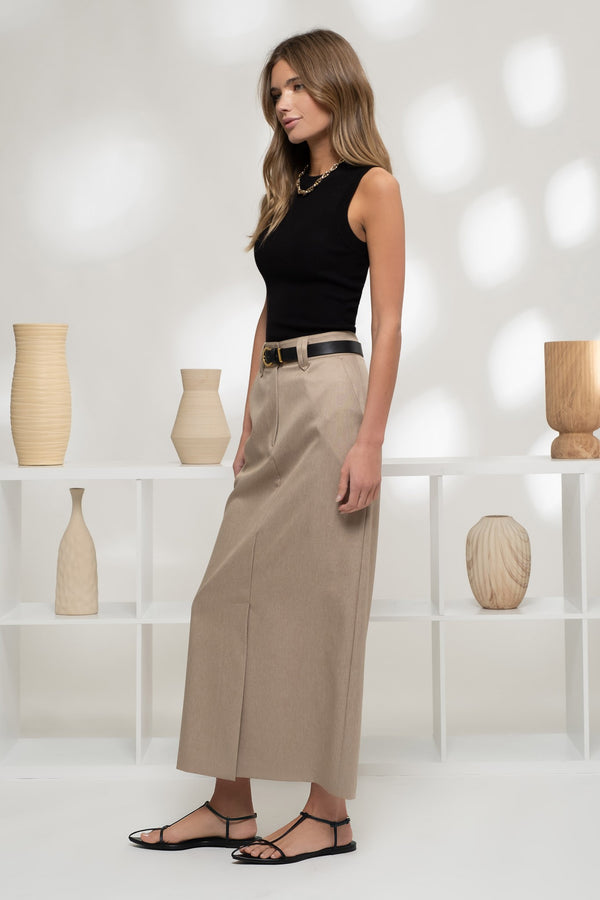 SLEEVELESS KNIT SWEATER TOP - BLACK