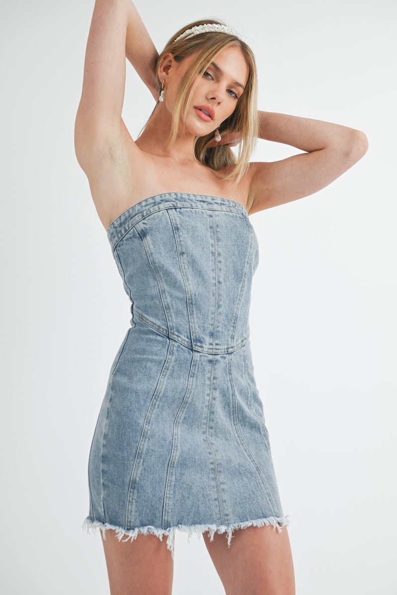 STRAPLESS DENIM MINI DRESS - MED WASH