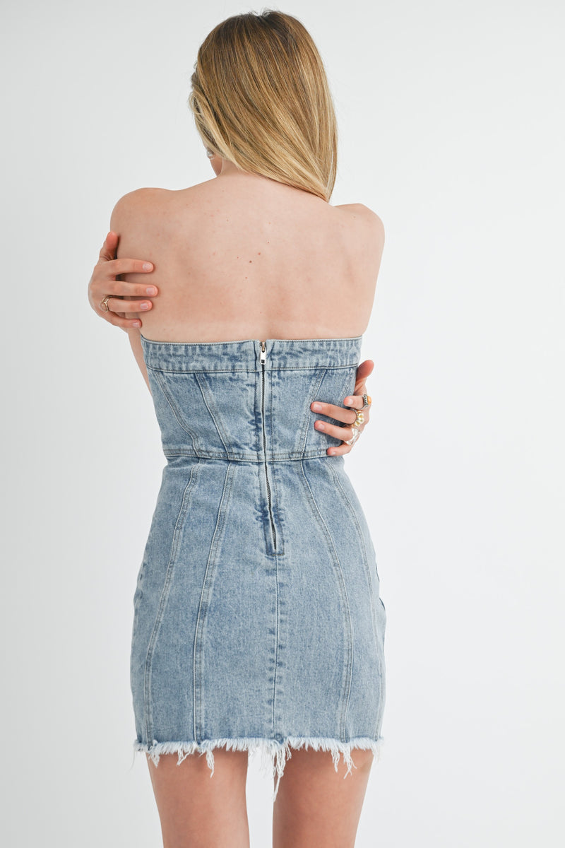 STRAPLESS DENIM MINI DRESS - MED WASH