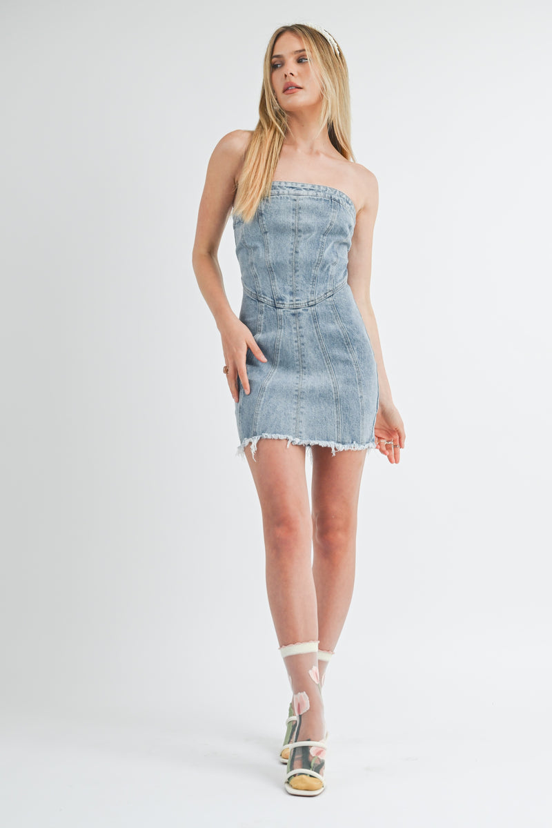 STRAPLESS DENIM MINI DRESS - MED WASH