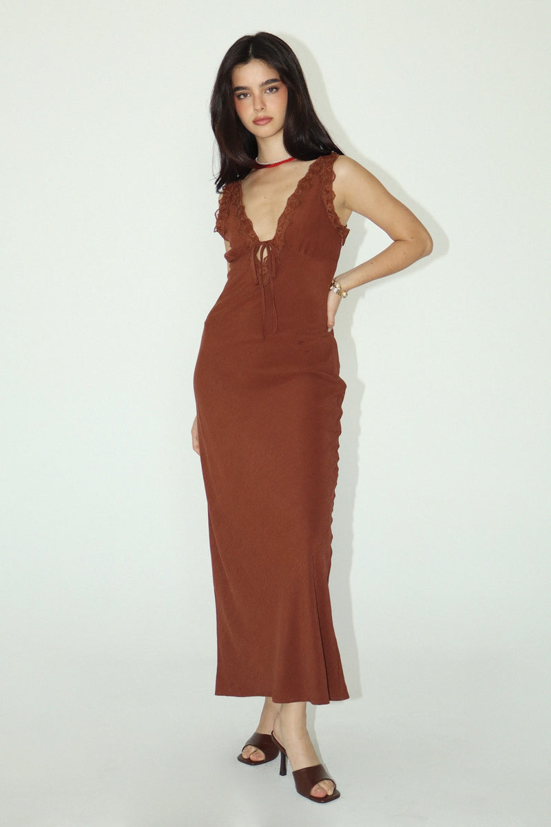 CRINKLE LACE TRIM MAXI DRESS - CHOCOLATE