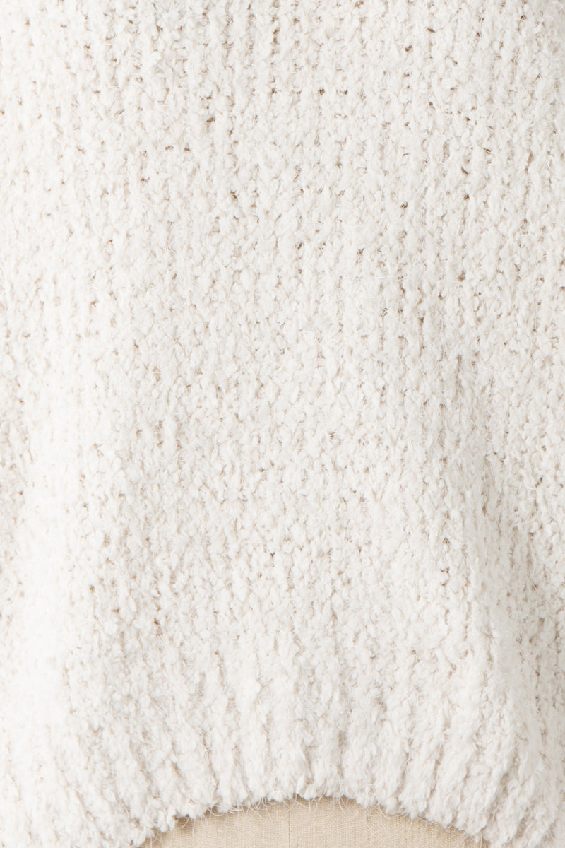 FLUFFY V-NECK CROPPED SWEATER - IVORY