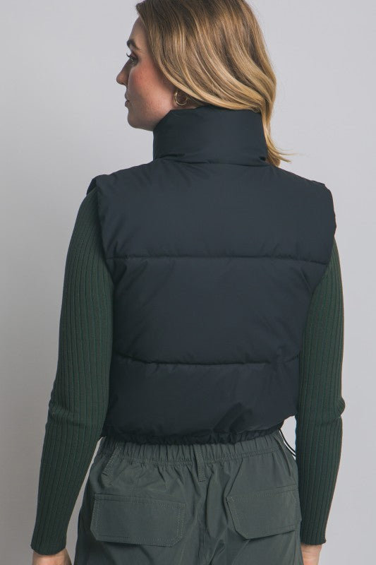HI NECK CROPPED PUFFER VEST - BLACK