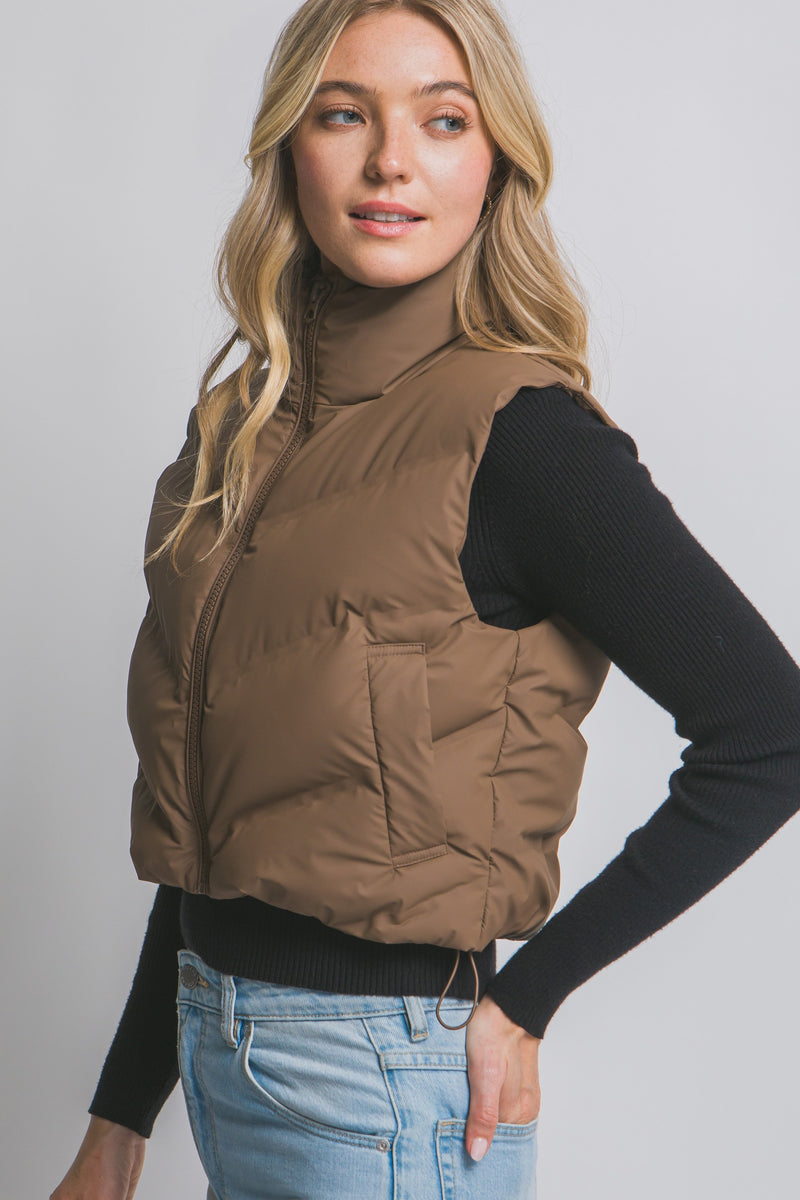 CROPPED PUFFER VEST - CHOCOLATE