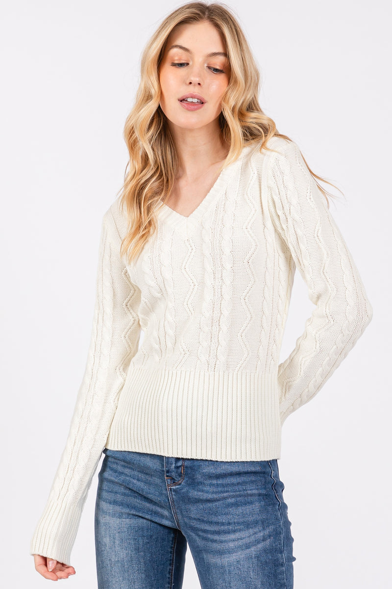 CABLE KNIT SWEATER - IVORY