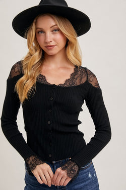LACE TRIMMED BUTTON DOWN TOP - BLACK