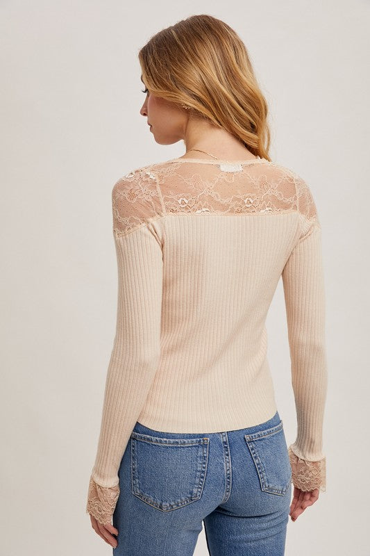 LACE TRIMMED BUTTON DOWN TOP - SHELL