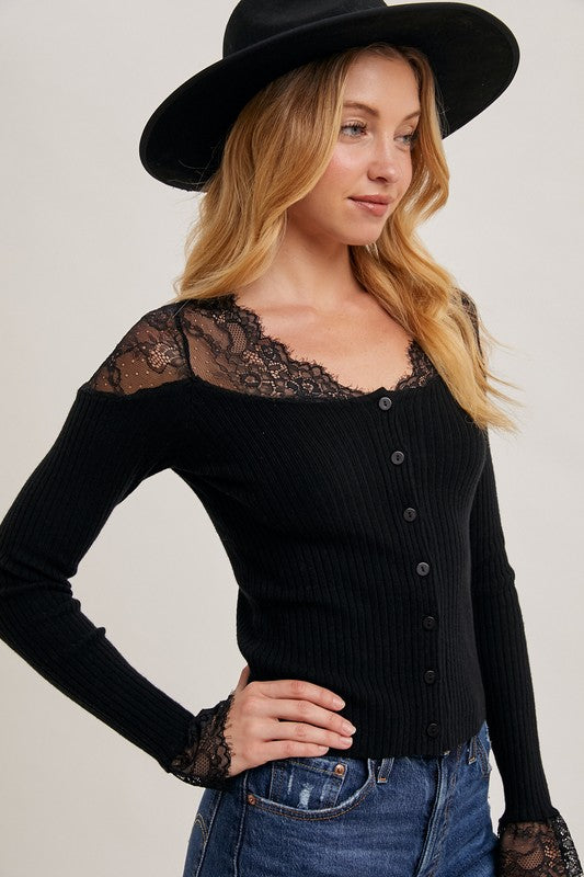 LACE TRIMMED BUTTON DOWN TOP - BLACK