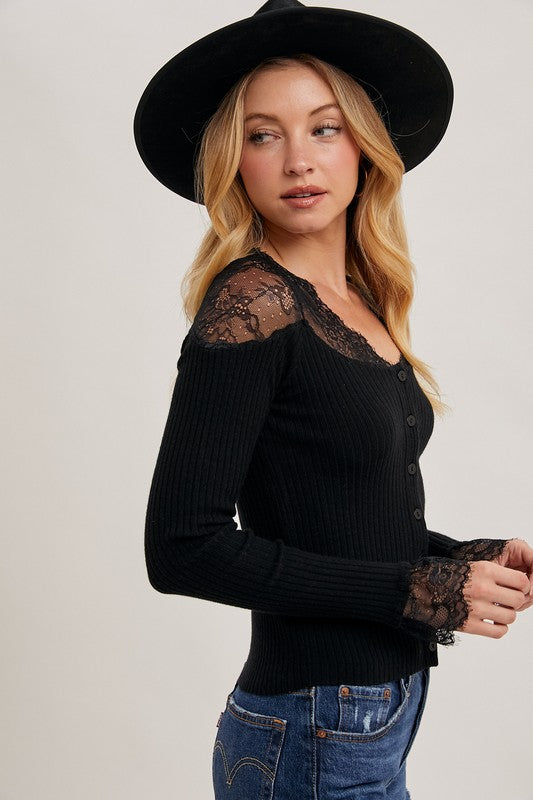 LACE TRIMMED BUTTON DOWN TOP - BLACK