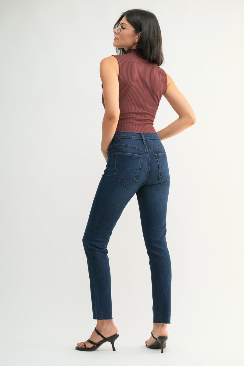 SUPER SOFT SLIM STRAIGHT JEANS - DARK DENIM