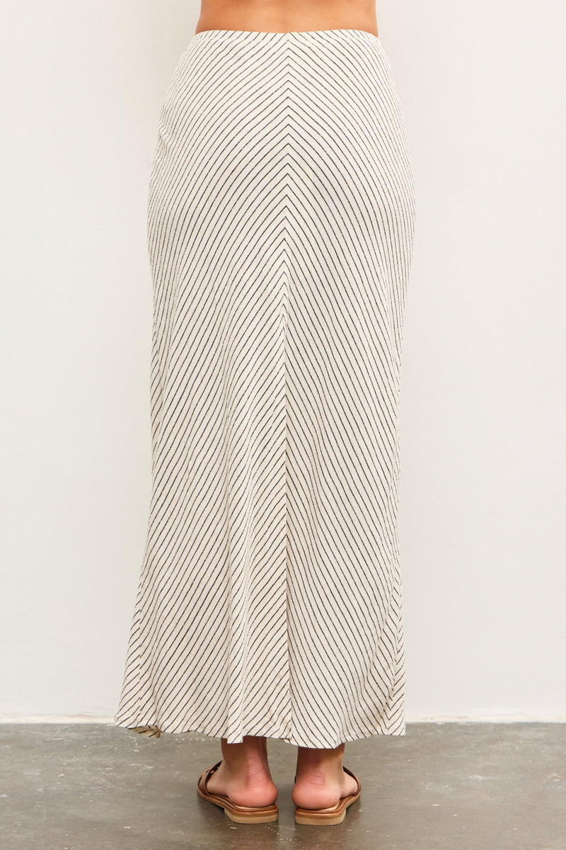 DRAWSTRING BACK SLIT MAXI SKIRT - OATMEAL