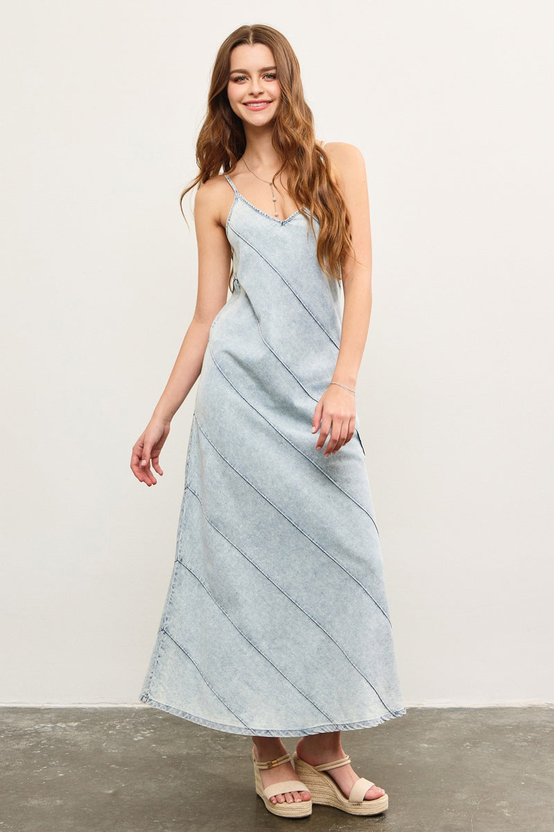 DENIM MAXI DRESS - LIGHT DENIM