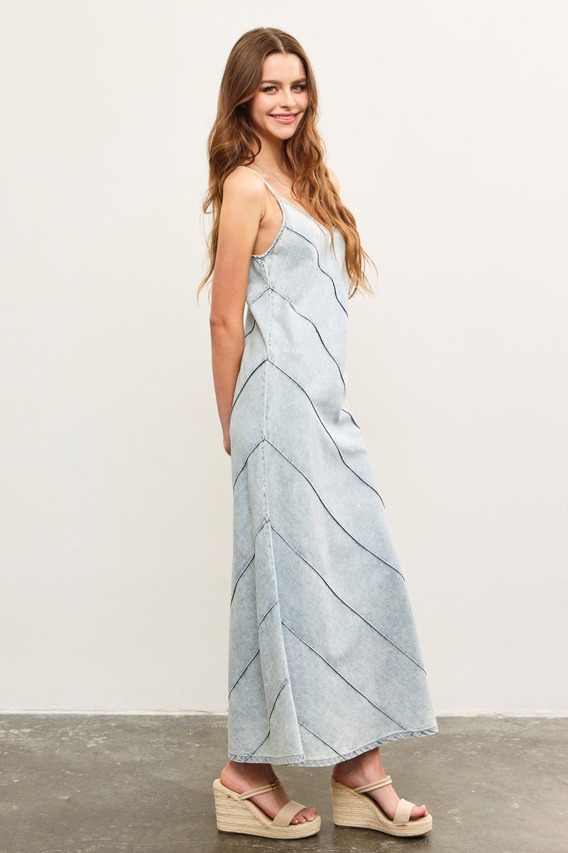 DENIM MAXI DRESS - LIGHT DENIM