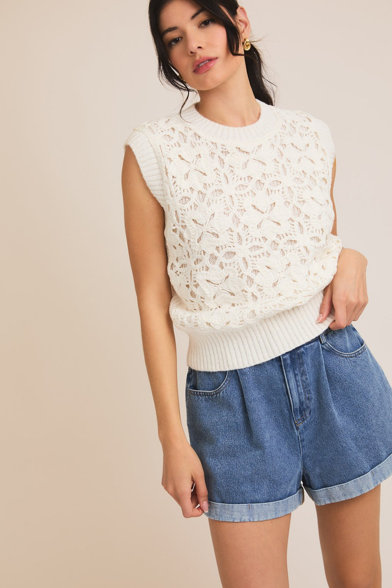 SLEEVELESS CROCHET  TOP - CREAM