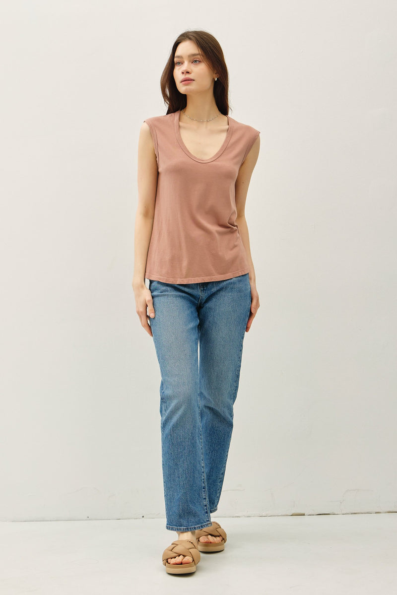 CAP SLEEVE SCOOP NECK TEE - CARAMEL