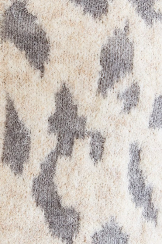 BUTTON FRONT LEOPARD CARDIGAN - BEIGE