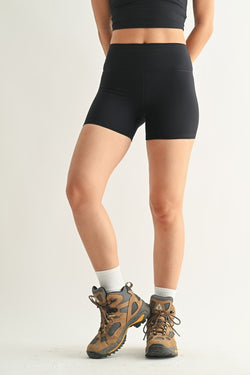 CLOUD LIGHT CONTOUR BIKER SHORTS - BLACK