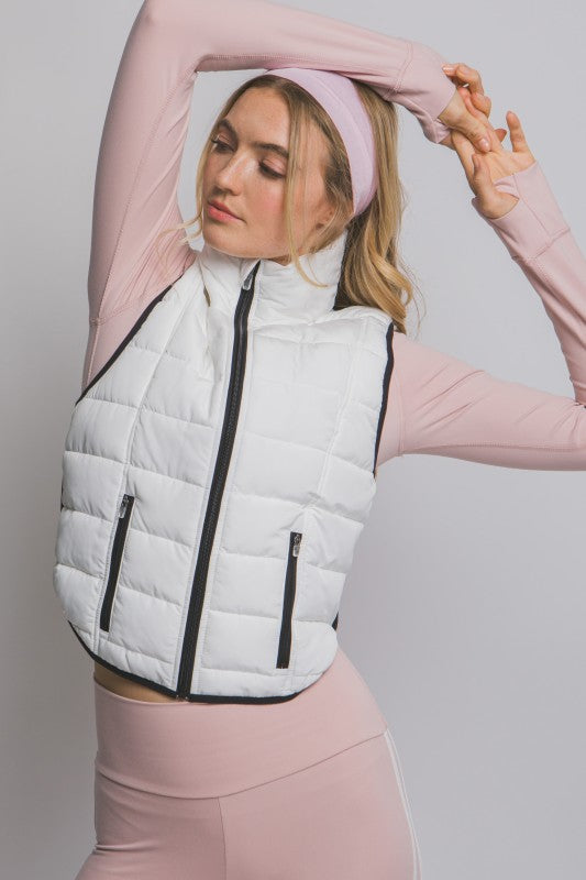 CONTRAST TRIM PACKABLE VEST - WHITE