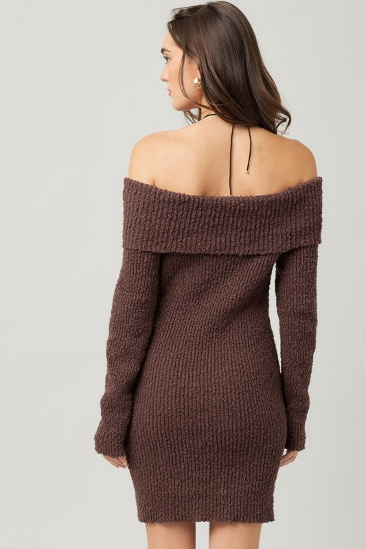 OFF THE SHOULDER SWEATER DRESS - BROWN