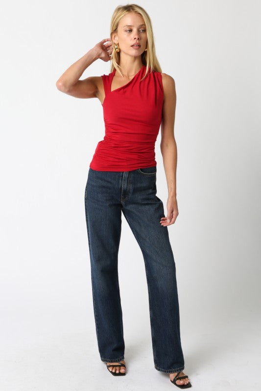 MIA ASYMMETRICAL KNIT TOP - SCARLET