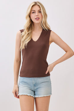 DOUBLE LAYER V-NECK TANK TOP - BROWN