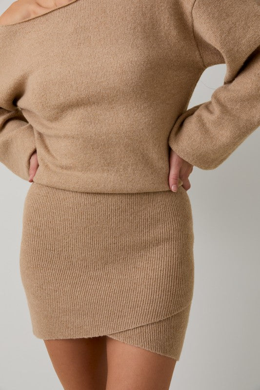 BOATNECK SWEATER DRESS - TAN