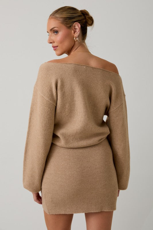 BOATNECK SWEATER DRESS - TAN