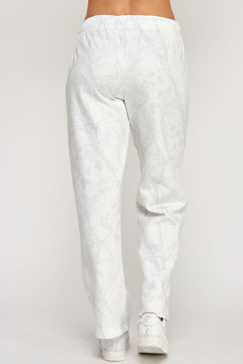 STRAIGHT LEG CAMO SWEATPANTS - WHITE CAMO