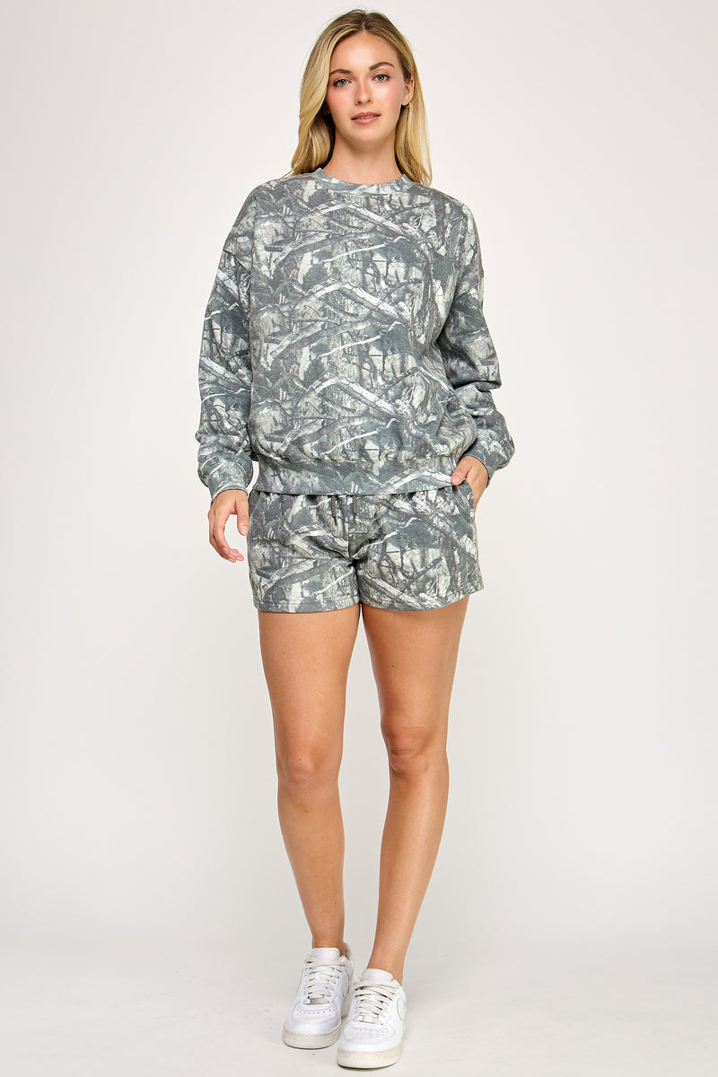 CAMO SHORTS WITH POCKETS - OLIVE CAMO
