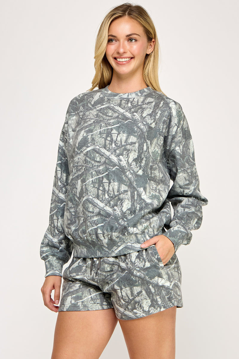 CAMO SHORTS WITH POCKETS - OLIVE CAMO