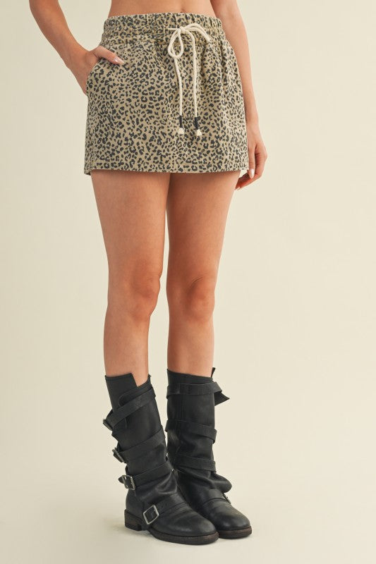 ANIMAL PRINT SKORT - LEOPARD