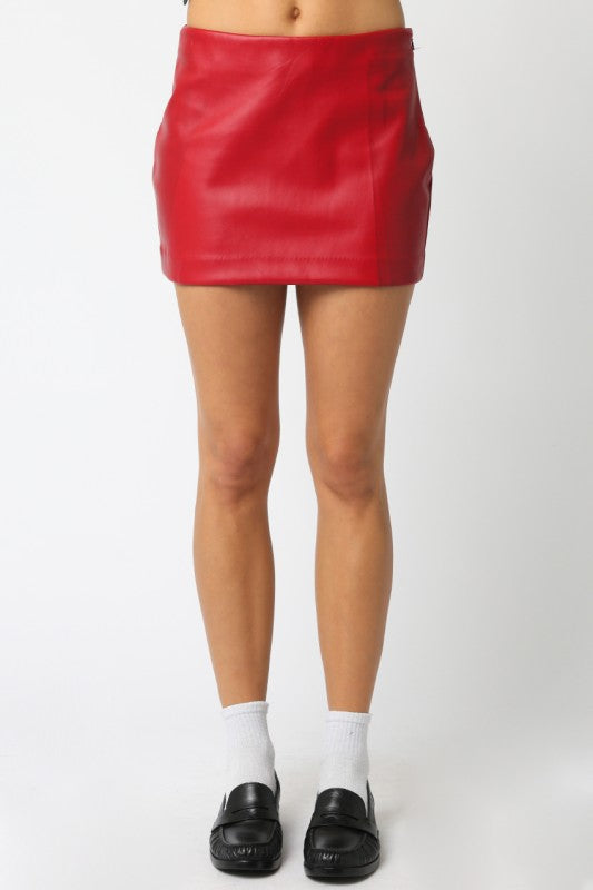 SYLA FAUX LEATHER MINI SKIRT - RED