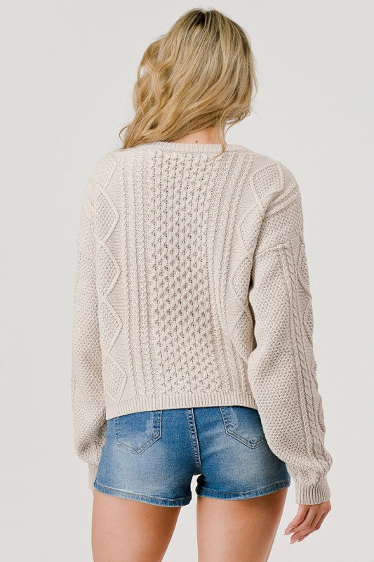 CABLE BRAID KNIT CROPPED SWEATER - BEIGE